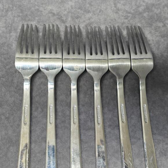 Dansk 18/10 Meridian Stainless Dinner Forks Glossy Flat Tip Flatware Silverware - Picture 5 of 10